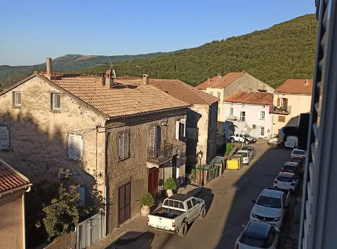 Апартаменты Chez Laurette *