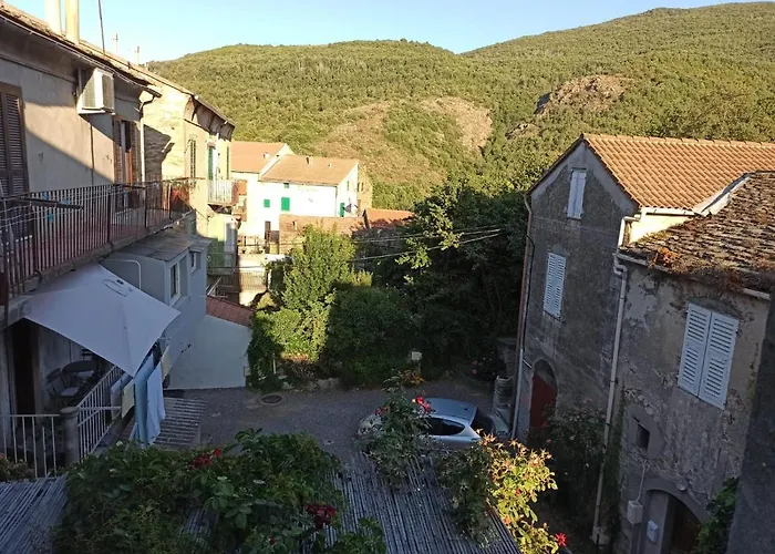 Chez Laurette Апартаменты *